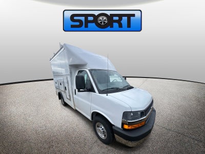2025 Chevrolet Express Cutaway 3500 1WT