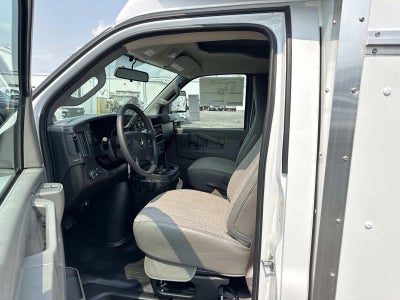 2026 Chevrolet Express Cutaway 3500 1WT