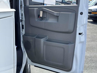 2024 Chevrolet Express Cutaway 3500 1WT