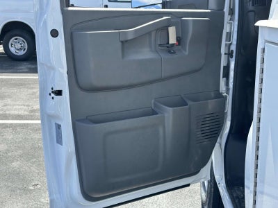 2024 Chevrolet Express Cutaway 3500 1WT