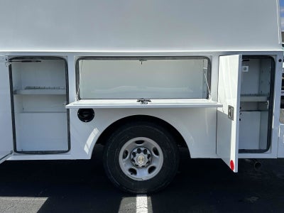 2024 Chevrolet Express Cutaway 3500 1WT