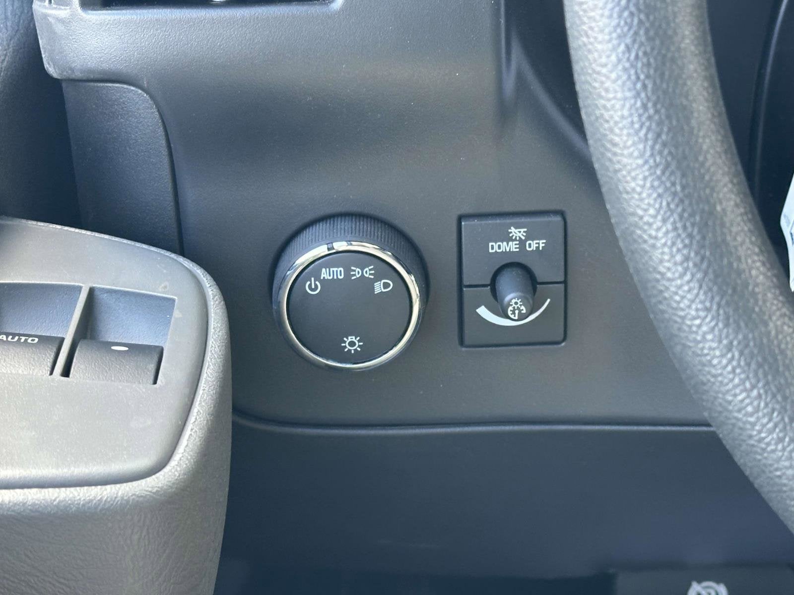 2024 Chevrolet Express Cutaway 3500 1WT