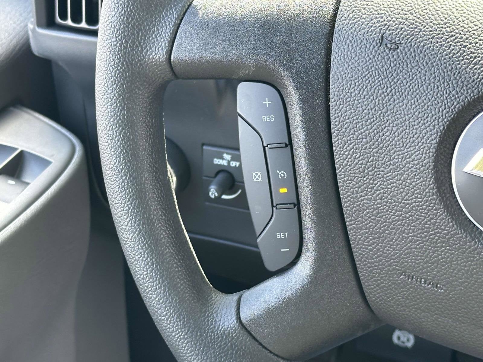 2024 Chevrolet Express Cutaway 3500 1WT