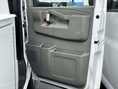 2024 Chevrolet Express Cutaway 3500 1WT