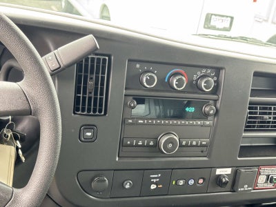 2026 Chevrolet Express Cutaway 3500 1WT