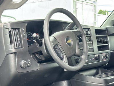 2026 Chevrolet Express Cutaway 3500 1WT