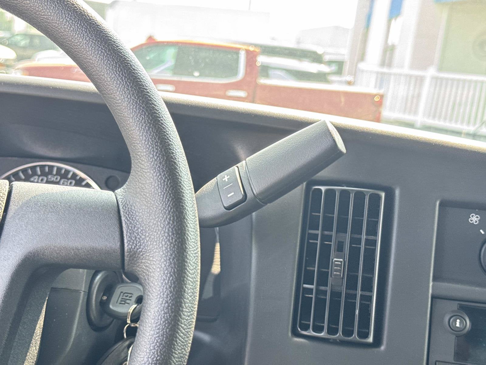 2026 Chevrolet Express Cutaway 3500 1WT