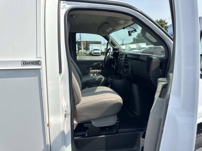 2026 Chevrolet Express Cutaway 3500 1WT