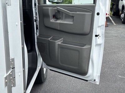 2026 Chevrolet Express Cutaway 3500 1WT