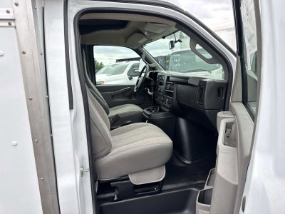 2026 Chevrolet Express Cutaway 3500 1WT