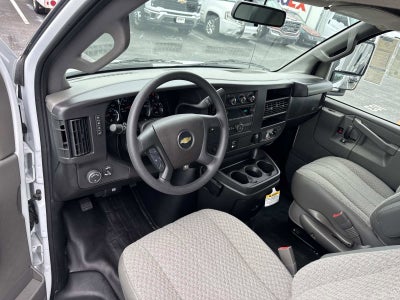 2026 Chevrolet Express Cutaway 3500 1WT