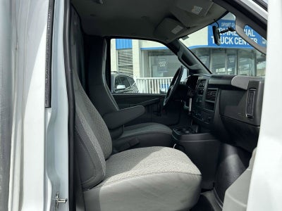 2024 Chevrolet Express Cutaway 3500 1WT