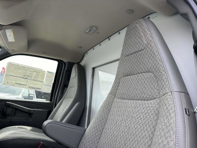 2024 Chevrolet Express Cutaway 3500 1WT