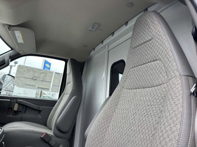 2024 Chevrolet Express Cutaway 3500 1WT