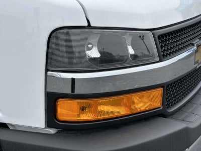 2024 Chevrolet Express Cutaway 3500 1WT