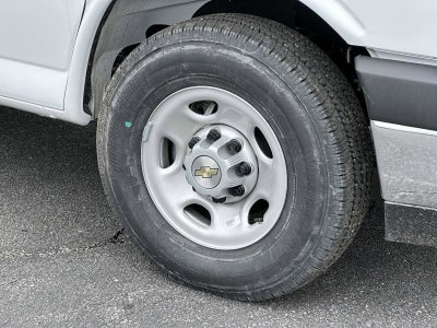 2024 Chevrolet Express Cutaway 3500 1WT