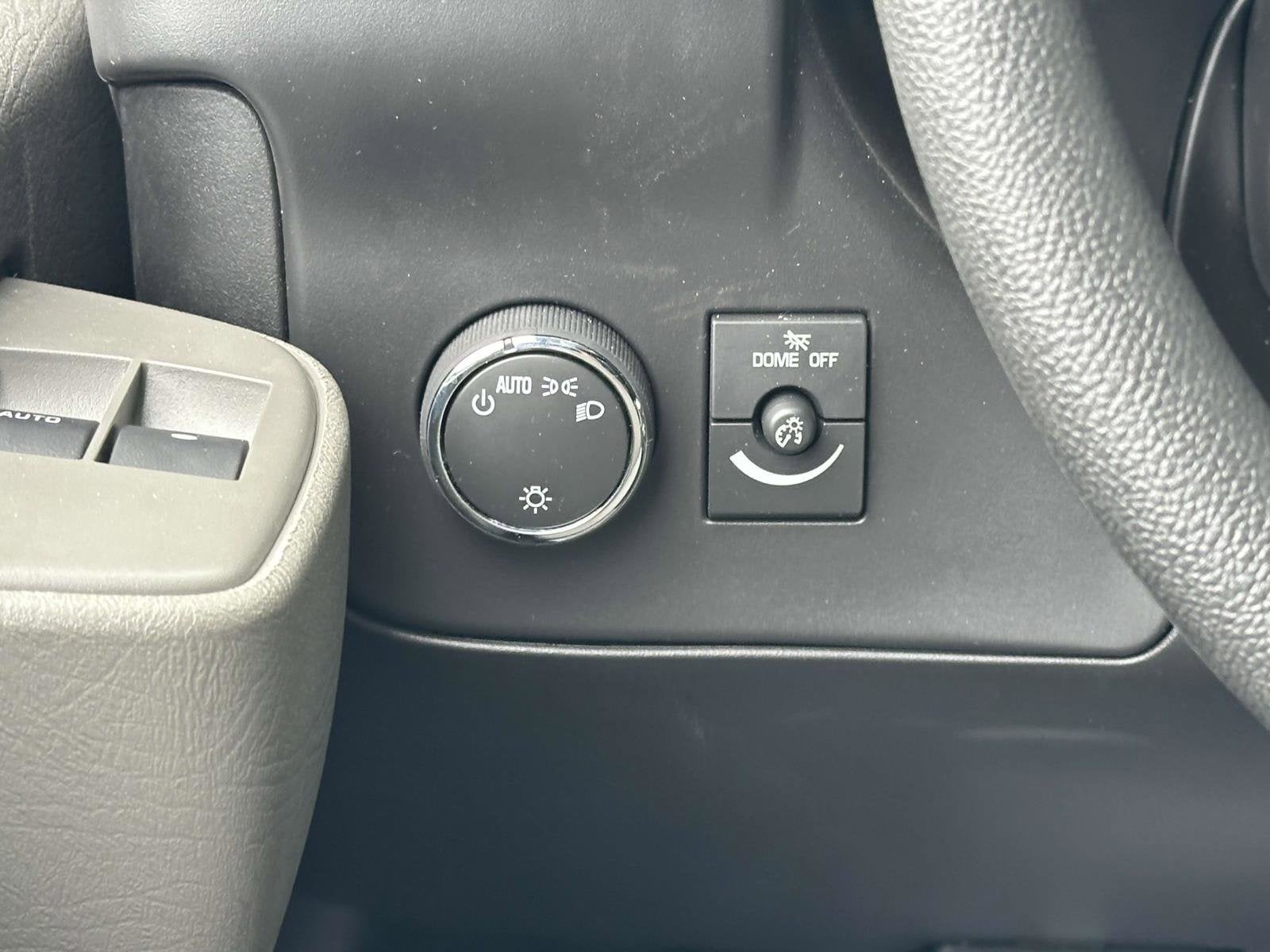 2024 Chevrolet Express Cutaway 3500 1WT