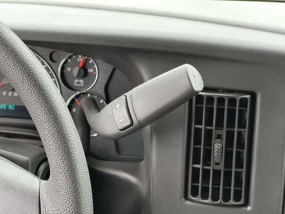 2024 Chevrolet Express Cutaway 3500 1WT