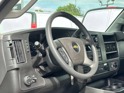 2026 Chevrolet Express Cutaway 3500 1WT