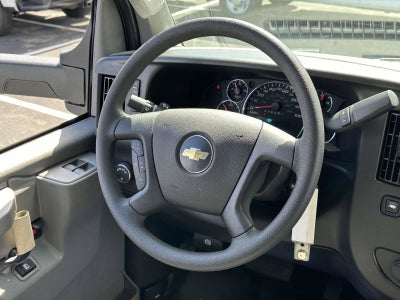 2024 Chevrolet Express Cutaway 3500 1WT