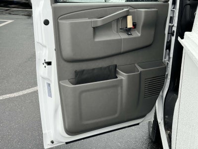 2024 Chevrolet Express Cutaway 3500 1WT