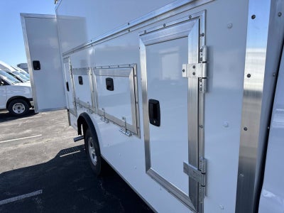 2026 Chevrolet Express Cutaway 3500 1WT