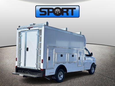 2026 Chevrolet Express Cutaway 3500 1WT
