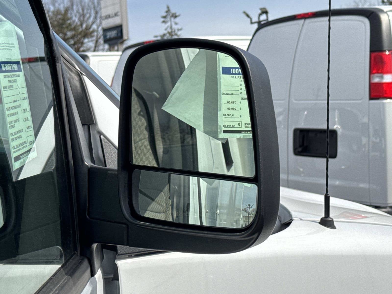 2026 Chevrolet Express Cutaway 3500 1WT