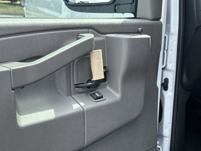 2026 Chevrolet Express Cutaway 3500 1WT