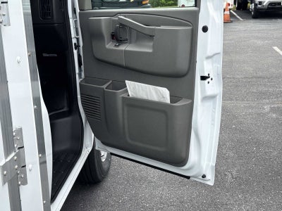 2026 Chevrolet Express Cutaway 3500 1WT