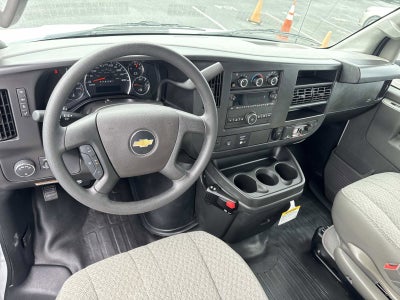 2026 Chevrolet Express Cutaway 3500 1WT