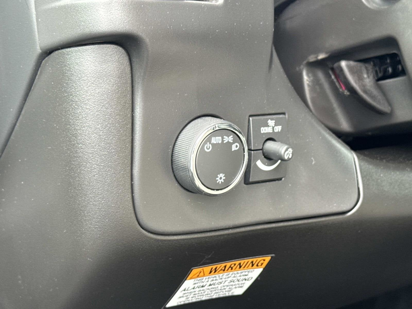 2026 Chevrolet Express Cutaway 3500 1WT