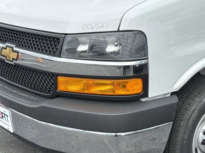 2026 Chevrolet Express Cutaway 3500 1WT