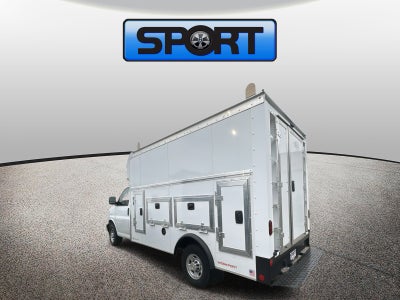 2025 Chevrolet Express Cutaway 3500 1WT