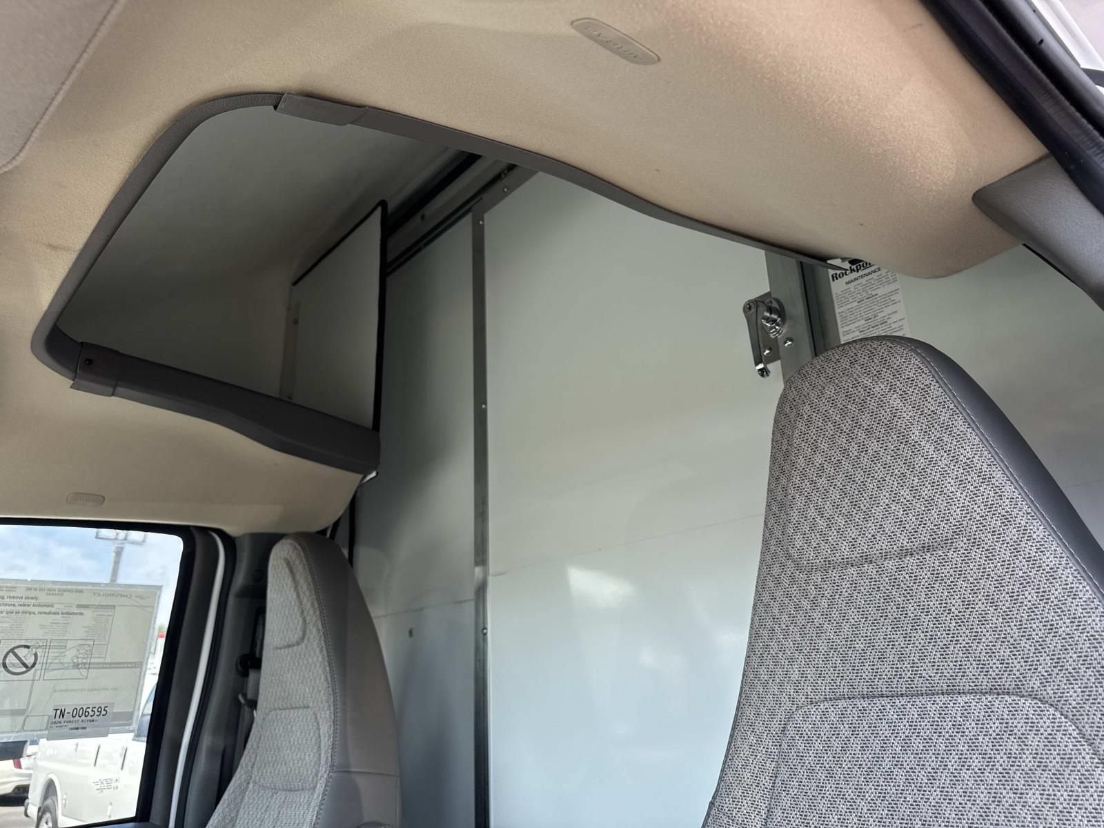2026 Chevrolet Express Cutaway 3500 1WT