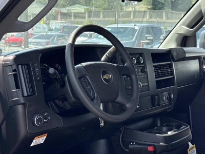 2026 Chevrolet Express Cutaway 3500 1WT