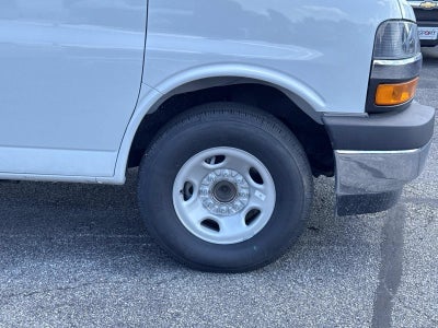 2026 Chevrolet Express Cutaway 3500 1WT