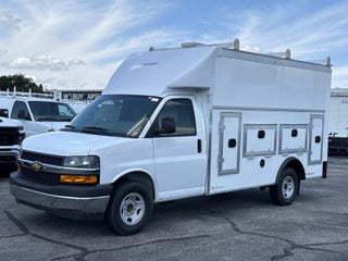 2026 Chevrolet Express Cutaway 3500 1WT