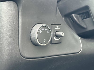 2025 Chevrolet Express Cutaway 3500 1WT