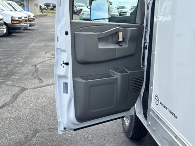 2026 Chevrolet Express Cutaway 3500 1WT
