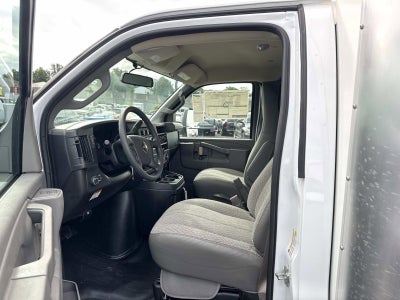 2026 Chevrolet Express Cutaway 3500 1WT