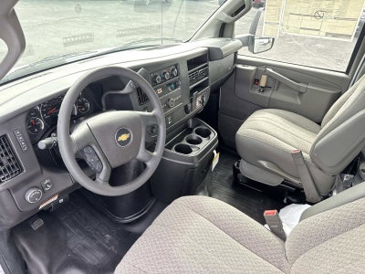 2026 Chevrolet Express Cutaway 3500 1WT