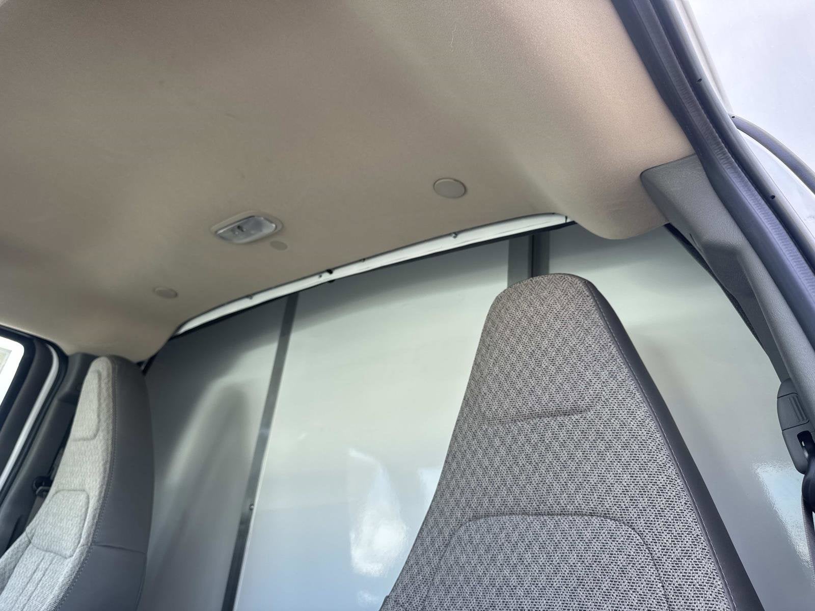 2026 Chevrolet Express Cutaway 3500 1WT