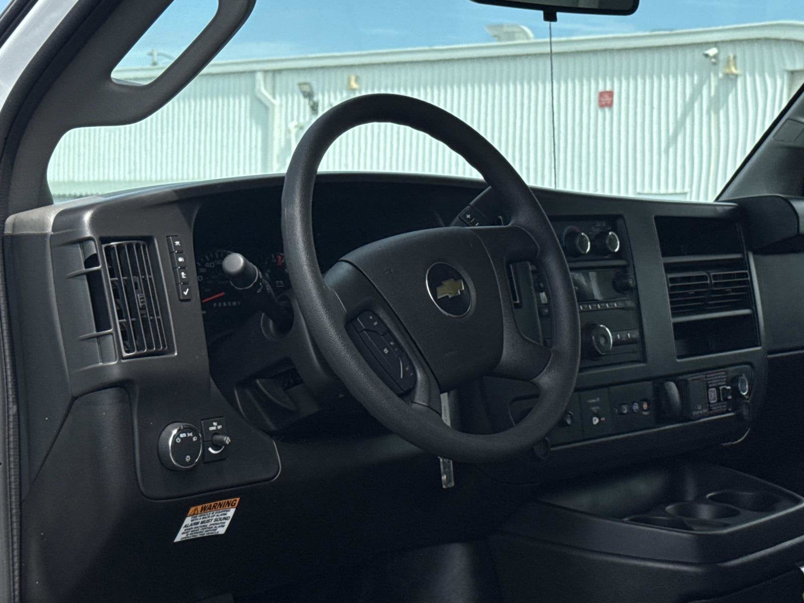 2026 Chevrolet Express Cutaway 3500 1WT