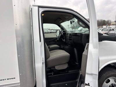 2026 Chevrolet Express Cutaway 3500 1WT