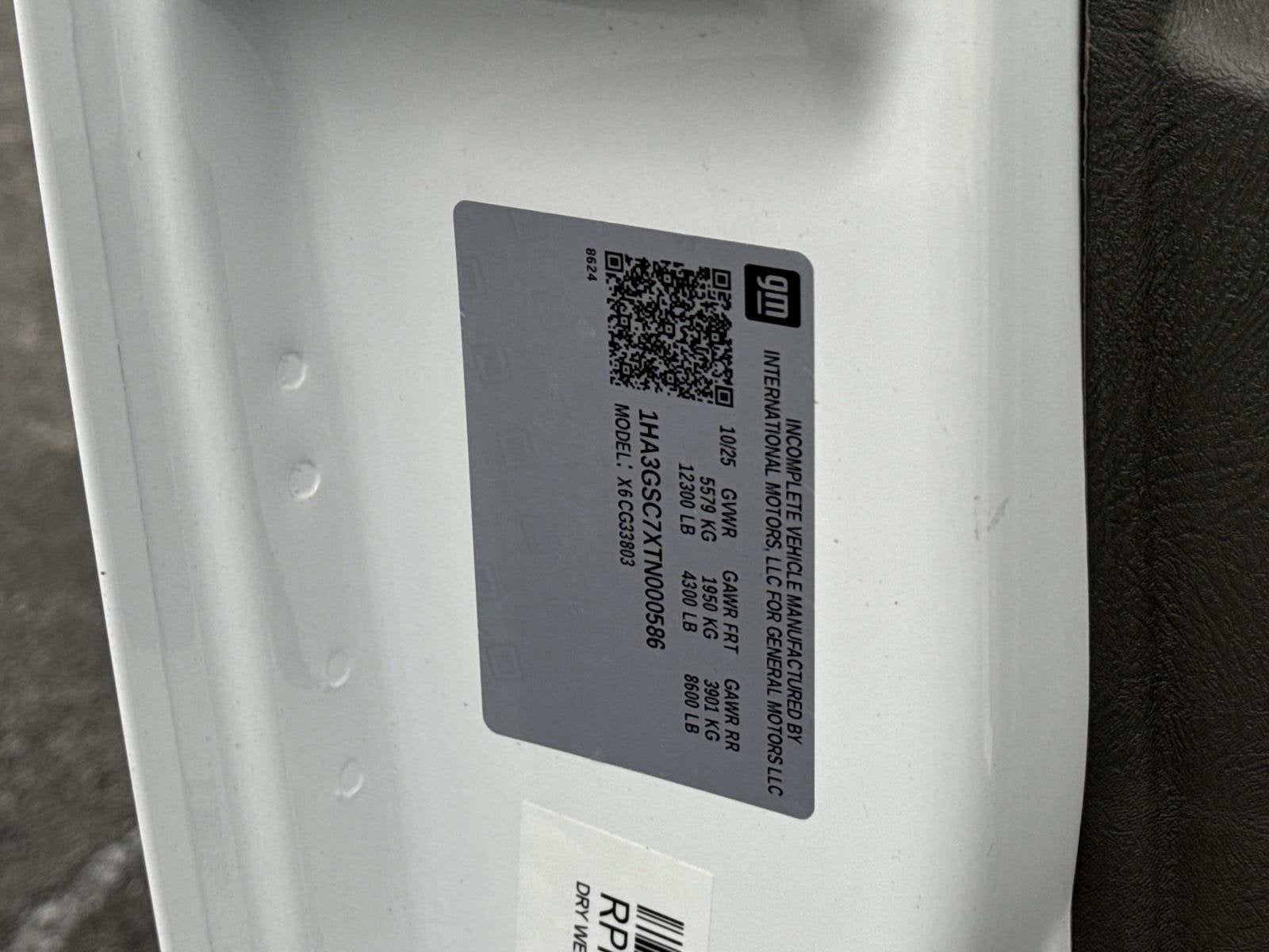 2026 Chevrolet Express Cutaway 3500 1WT