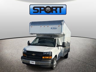 2025 Chevrolet Express Cutaway 3500 1WT