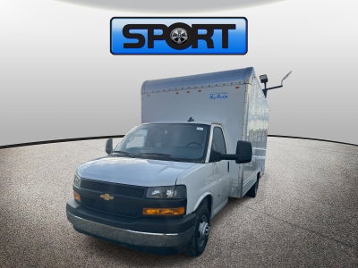 2025 Chevrolet Express Cutaway 3500 1WT