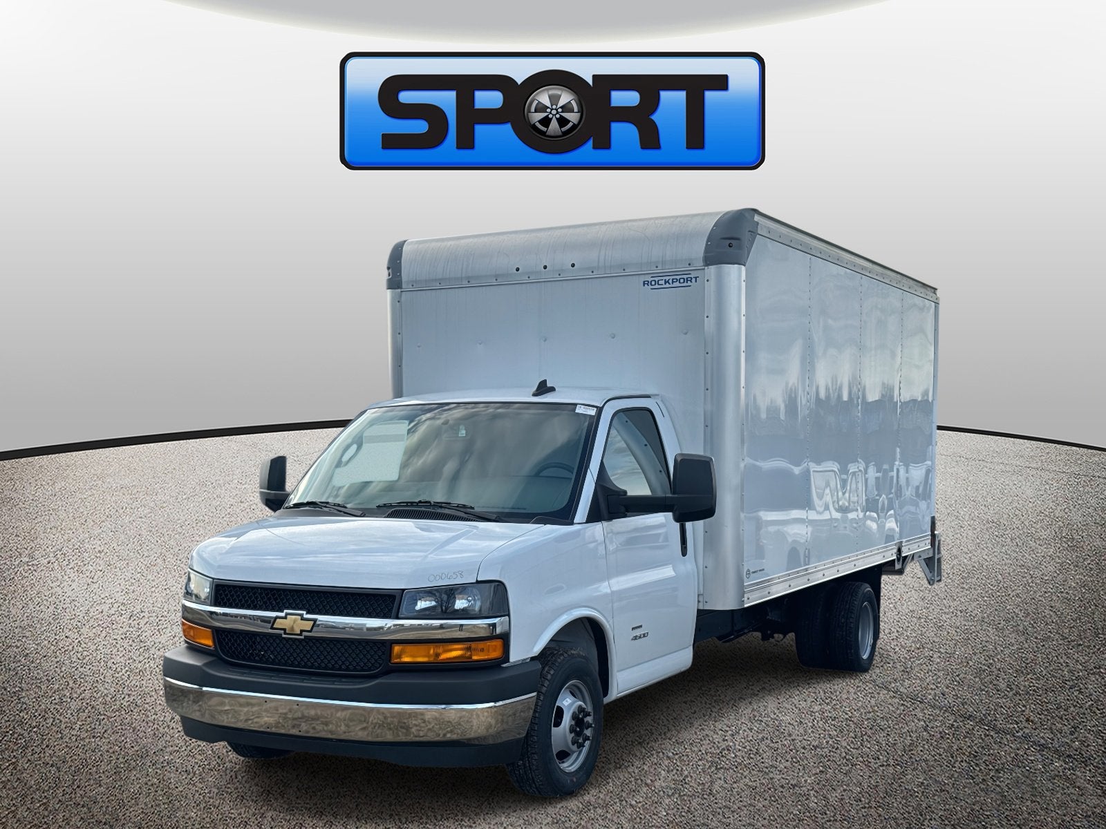 2026 Chevrolet Express Cutaway 4500 2WT