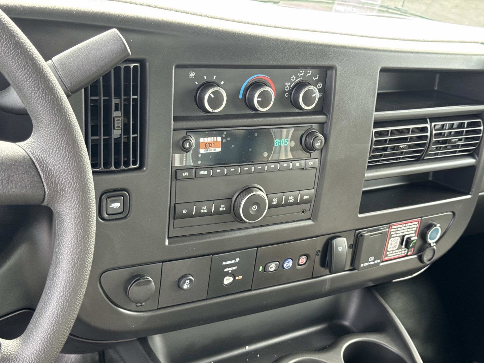 2026 Chevrolet Express Cutaway 4500 2WT